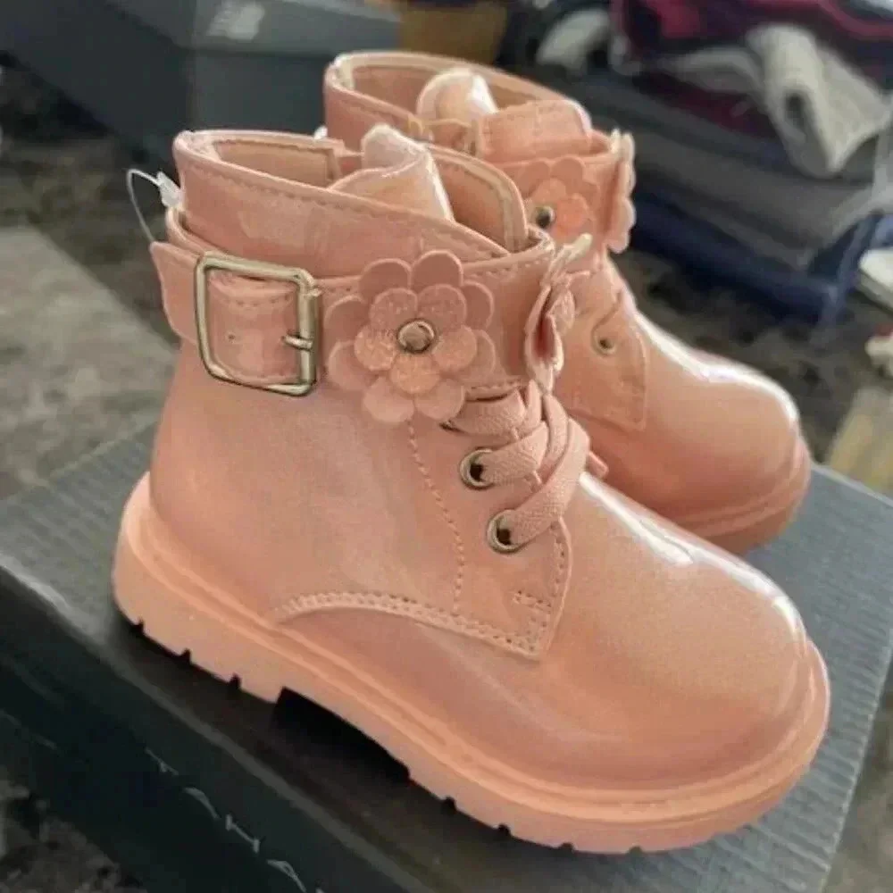 Tahari Toddler Girls Boots – Light Pink Floral Strap –Zip Up side Size 5